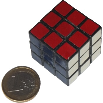 TwistyPuzzles.com > Museum > Mini Rubik's Cube - French version
